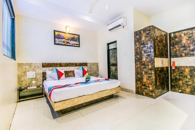 Hotel Embassy Grand Near Us Embassy Bkc Mumbai Kültér fotó